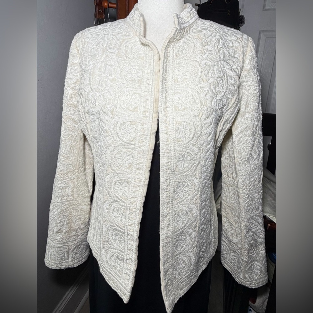 Linda Allard Ellen Tracy Embroidered Jacket Size 10 Cream